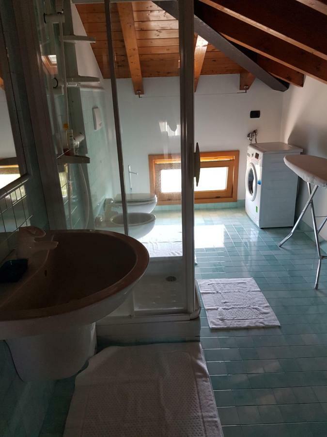 Appartamento Modenese 8 ペスキエーラ・デル・ガルダ エクステリア 写真